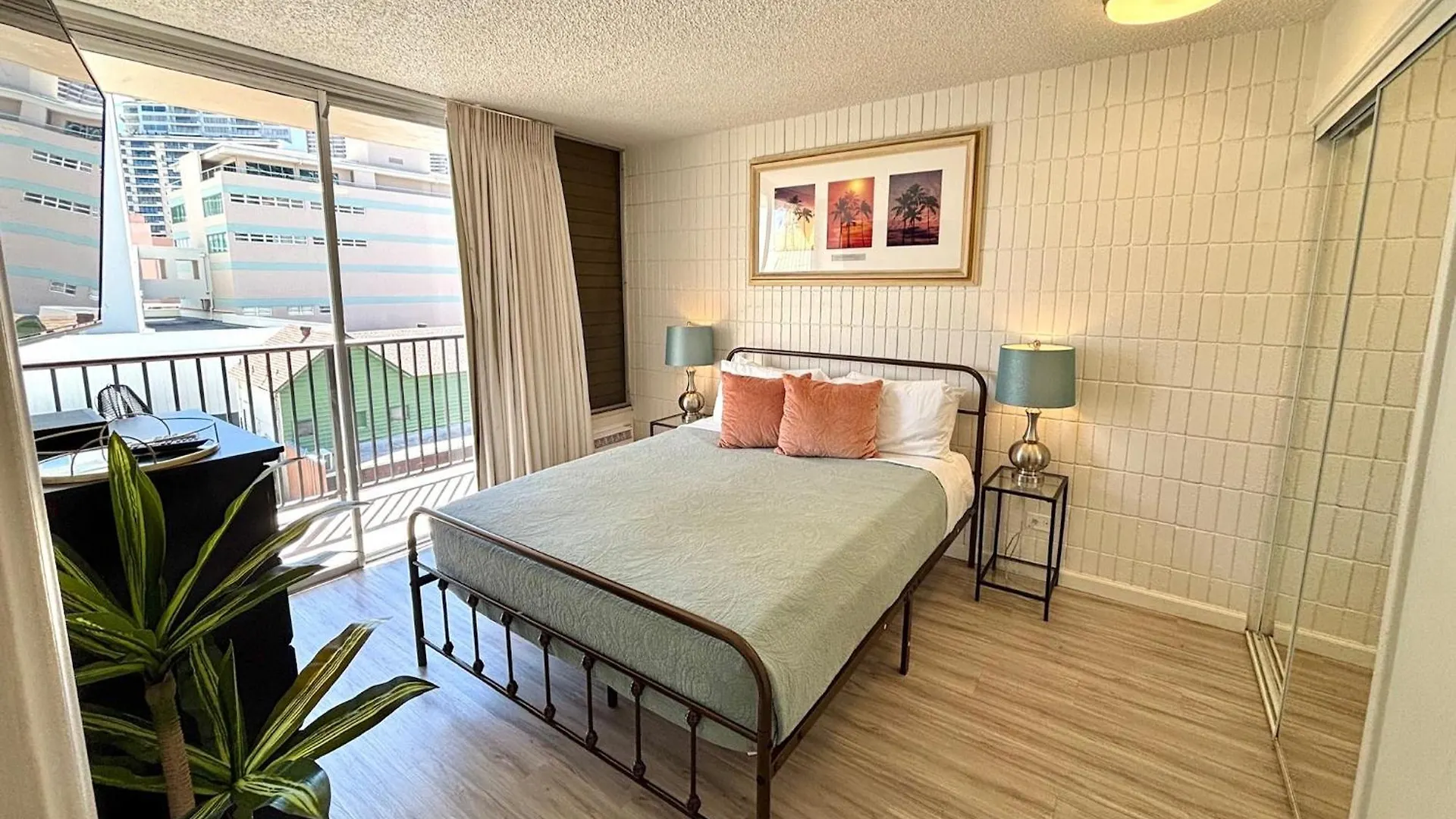 Bright Kalakauan Apartment Condo هونولولو